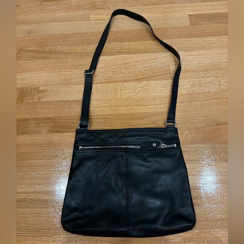 Margot Black Leather Crossbody Bag Adjustable Strap with Multiple Pockets